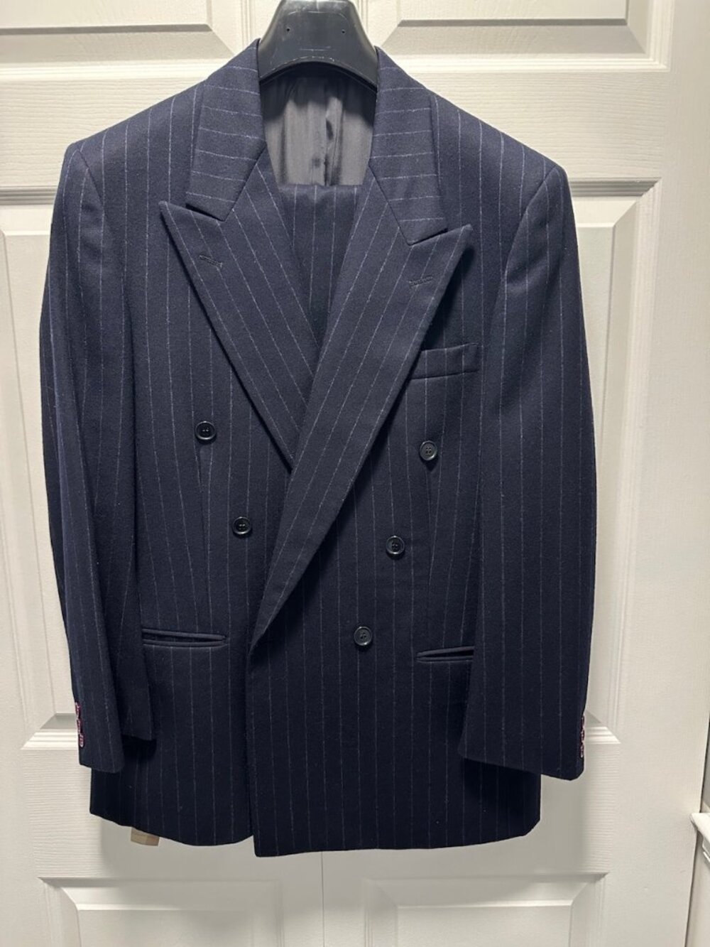 Asher Black pin-formal look-warm 42 R